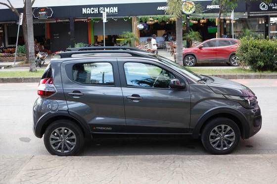 FIAT MOBI 1.0 EVO FLEX TREKKING MANUAL